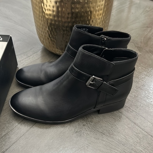 Naturalizer Ronan Ankle Boot - Picture 6 of 10
